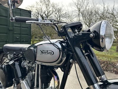 Lot 252 - 1950 Norton ES2