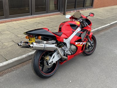 Lot 358 - 2000 Honda SP1