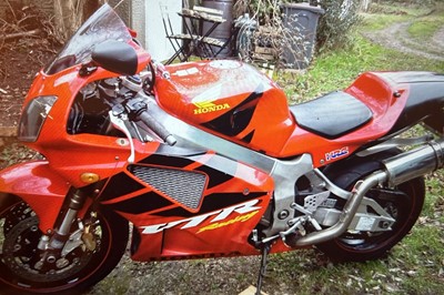 Lot 358 - 2000 Honda SP1