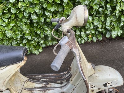 Lot 1956 Vespa Douglas 42L2