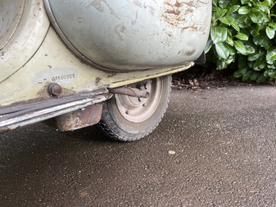 Lot 1956 Vespa Douglas 42L2