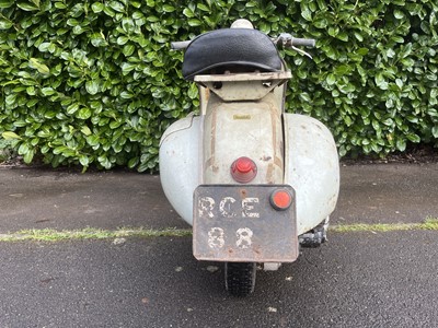 Lot 1956 Vespa Douglas 42L2