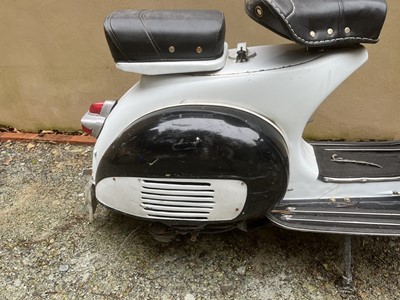 Lot 1961 Vespa VBB1