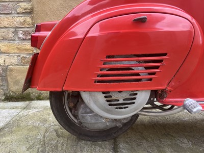 Lot 132 - 1966 Vespa (Douglas) SS90 Super Sprint