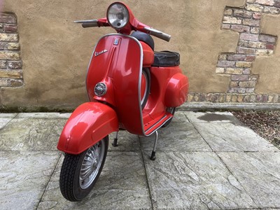 Lot 132 - 1966 Vespa (Douglas) SS90 Super Sprint