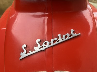 Lot 132 - 1966 Vespa (Douglas) SS90 Super Sprint