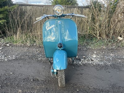 Lot 1957 Vespa Douglas 92L2