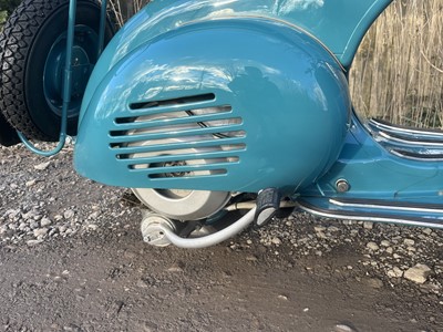 Lot 1957 Vespa Douglas 92L2