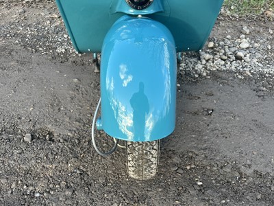 Lot 1957 Vespa Douglas 92L2