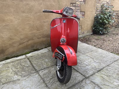 Lot 121 - 1966 Vespa SS180 Super Sport