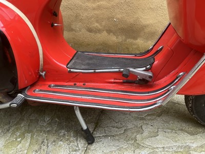 Lot 121 - 1966 Vespa SS180 Super Sport