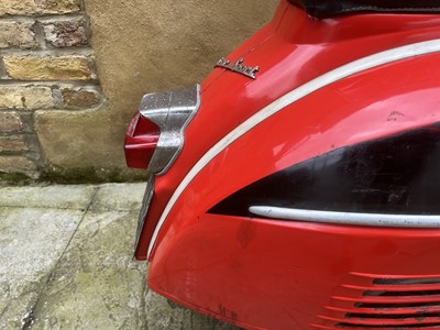 Lot 121 - 1966 Vespa SS180 Super Sport