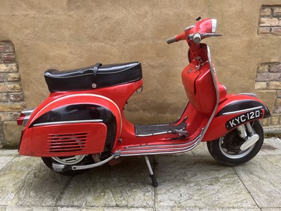 Lot 1966 Vespa SS180 Super Sport