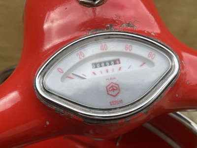 Lot 121 - 1966 Vespa SS180 Super Sport