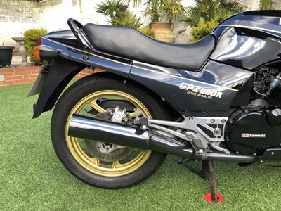 Lot 1989 Kawasaki GPZ900R