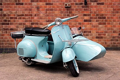 Lot 152 - 1961 Vespa Douglas 152L2 Combination