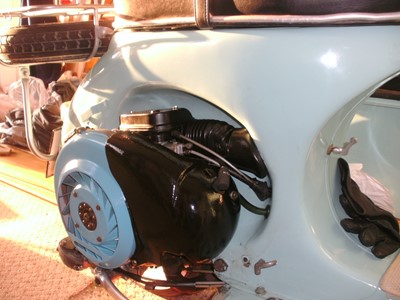 Lot 152 - 1961 Vespa Douglas 152L2 Combination