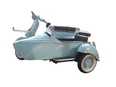 Lot 152 - 1961 Vespa Douglas 152L2 Combination