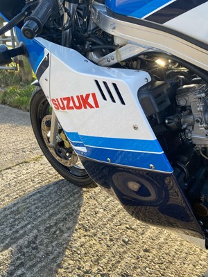 Lot 1985 Suzuki GSXR750F