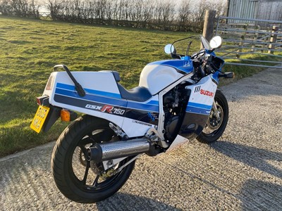 Lot 1985 Suzuki GSXR750F