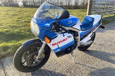 Lot 1985 Suzuki GSXR750F