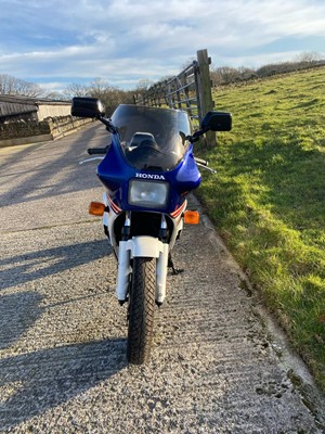 Lot 1985 Suzuki GSXR750F