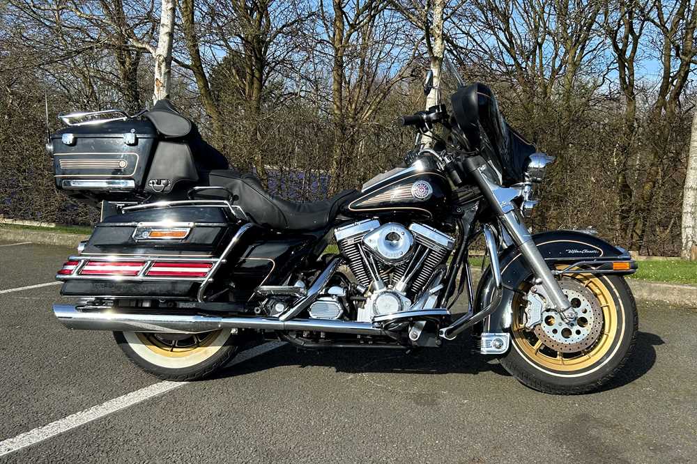 Lot 1997 Harley Davidson Ultra Glide