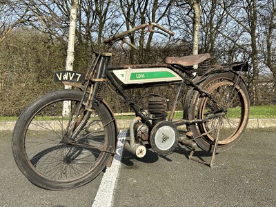 Lot 369 - c.1918 Levis