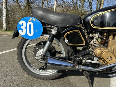 Lot 1950 AJS 7R