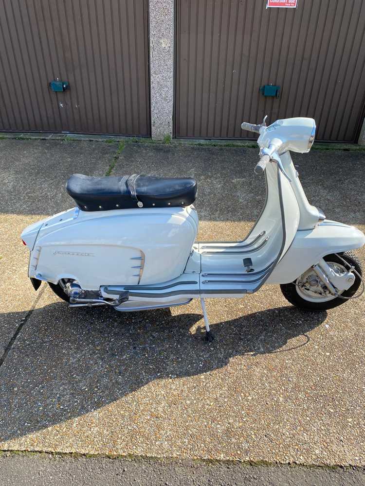 Lot 1965 Lambretta TV200