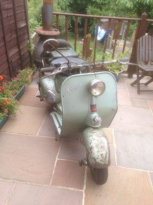 Lot 1952 Vespa Douglas Rod Model