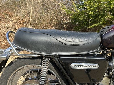 Lot 1975 Triumph Bonneville T140V