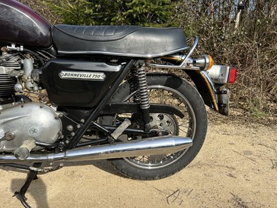 Lot 1975 Triumph Bonneville T140V