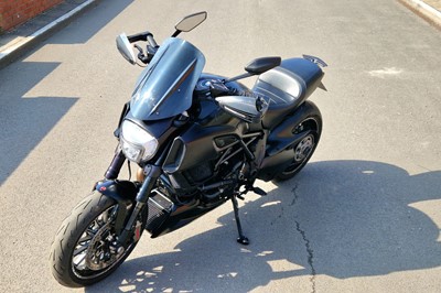 Lot 396 - 2015 Ducati Diavel