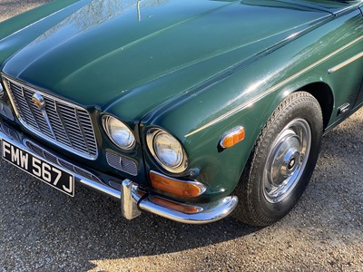 Lot 1971 Jaguar XJ6 Series 1