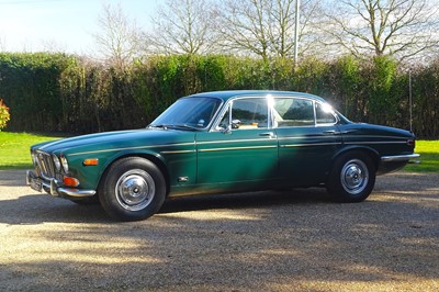 Lot 1971 Jaguar XJ6 Series 1