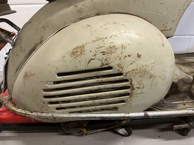 Lot 1958 Vespa ACMA 125 V57