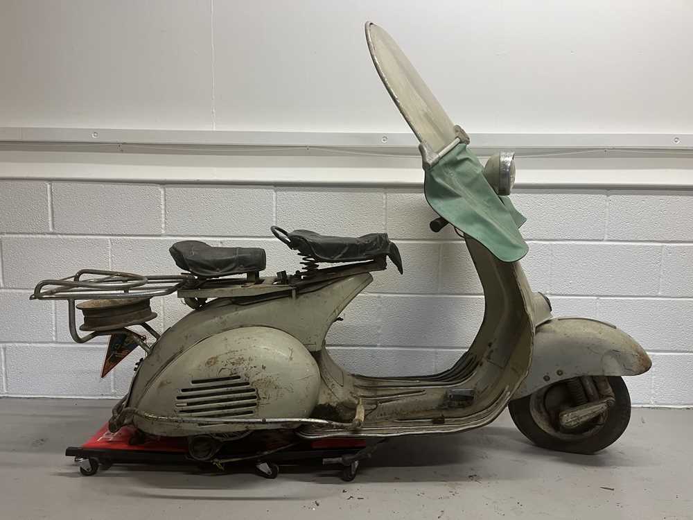 Lot 1958 Vespa ACMA 125 V57