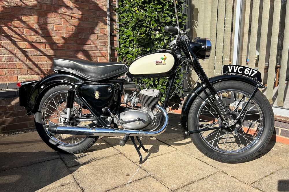 Lot 1958 BSA Bantam D5