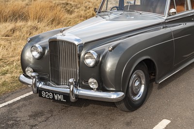 Lot 1960 Bentley S2 Saloon