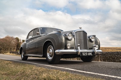 Lot 1960 Bentley S2 Saloon