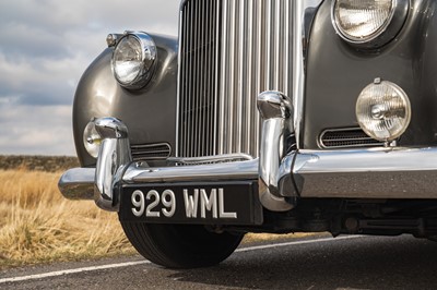 Lot 1960 Bentley S2 Saloon