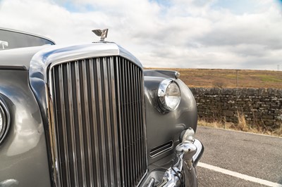 Lot 1960 Bentley S2 Saloon