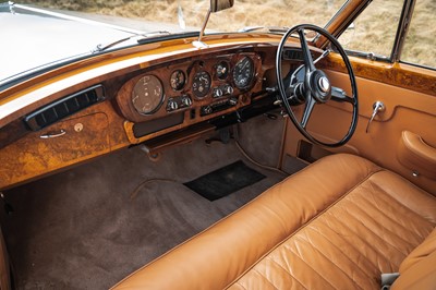 Lot 1960 Bentley S2 Saloon