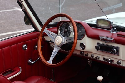 Lot 1960 Mercedes-Benz 190SL 'Restomod'