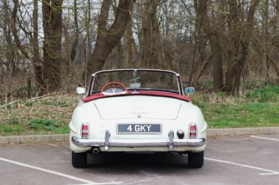 Lot 1960 Mercedes-Benz 190SL 'Restomod'