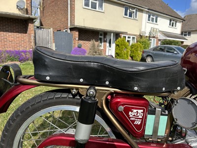 Lot 1962 Ducati 175 TS