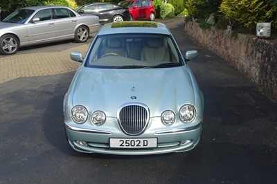 Lot 69 - 2000 Jaguar S-Type 3.0 V6 SE