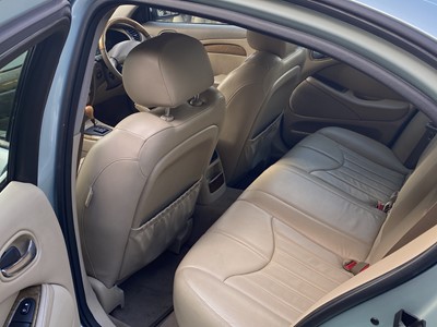 Lot 69 - 2000 Jaguar S-Type 3.0 V6 SE