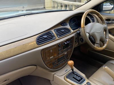 Lot 69 - 2000 Jaguar S-Type 3.0 V6 SE